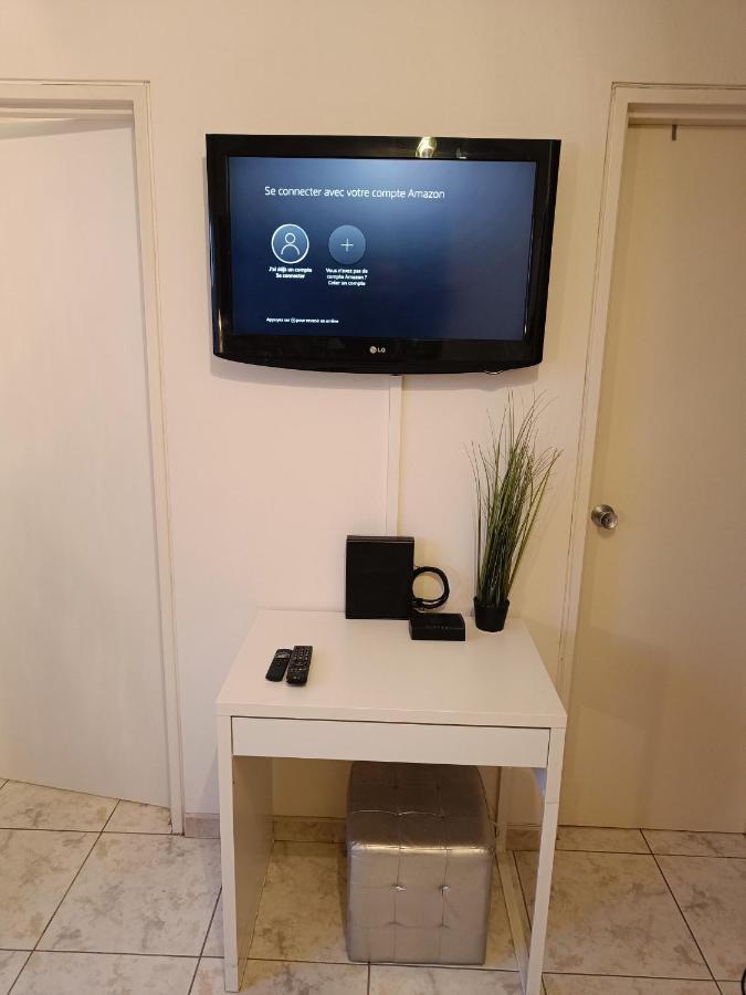 Couturier Lovely Appartement Proche Centre Ville Reims Luaran gambar